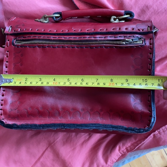 Crossbody red leather bag - Picture 14 of 16